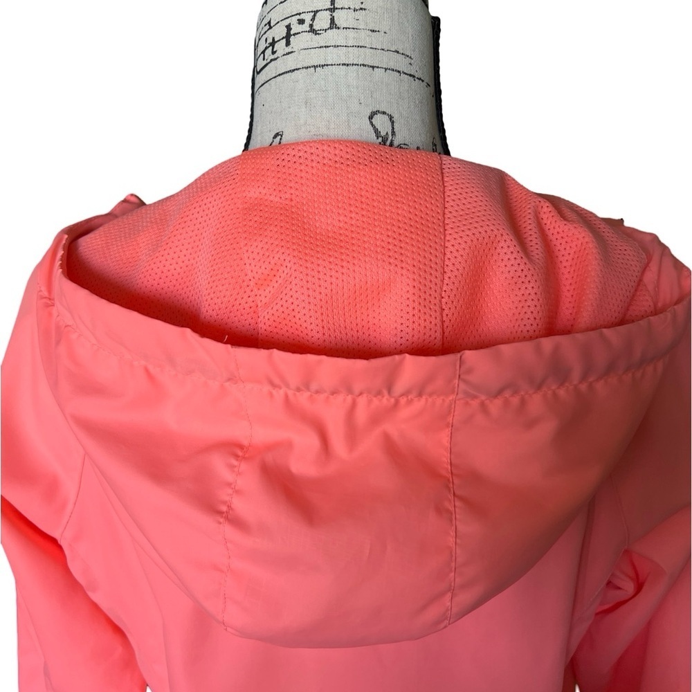 New Balance Coral Well Worn & Still Running Hooded Windbreaker Jacket - Small - Picture 7 of 16